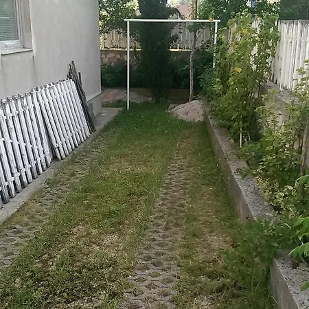 בית נופש Flower Garden *
