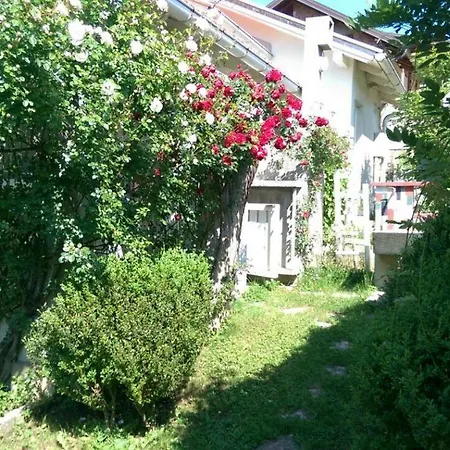 בית נופש Flower Garden סראייבו